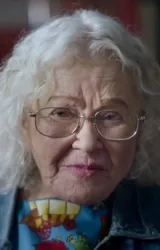 Трина Роббинс